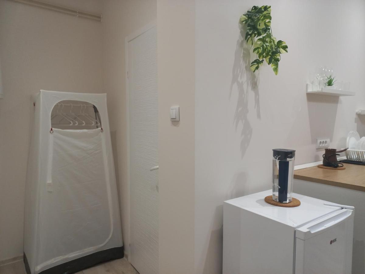 Apartament Kod Velikih Tuja Melenci Zewnętrze zdjęcie